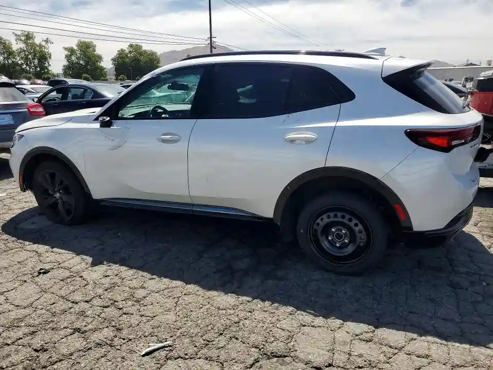 LRBFZNR48PD126983 2023 BUICK ENVISION-1