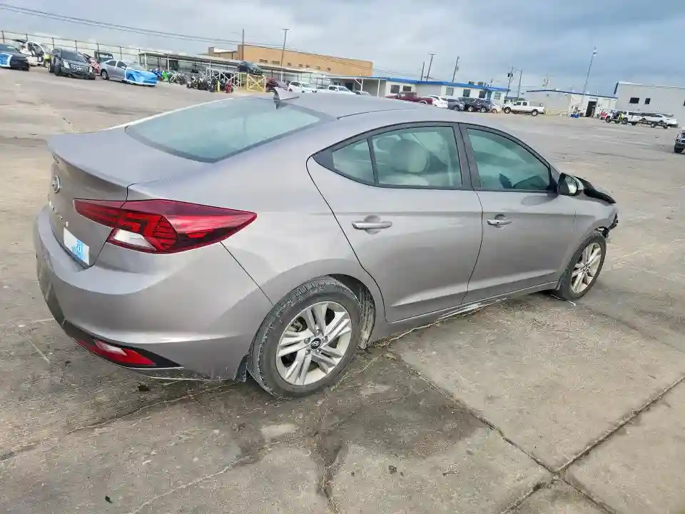 KMHD84LF0LU073704 2020 HYUNDAI ELANTRA-2