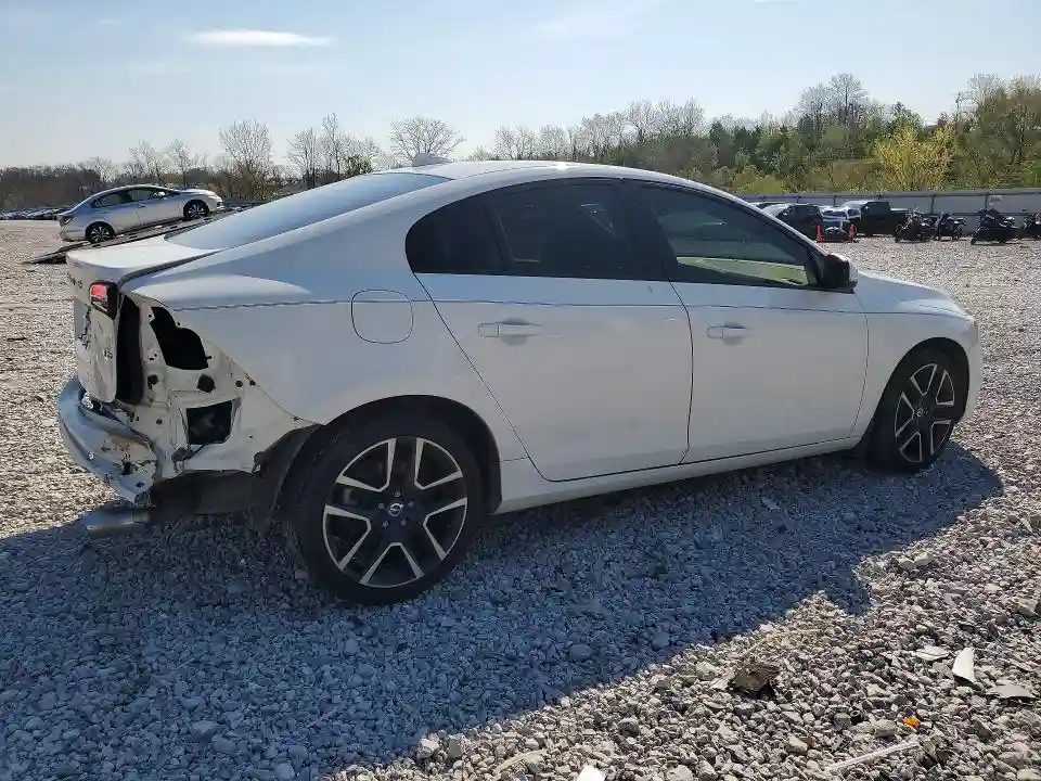 YV126MFL0H2434512 2017 VOLVO S60-2