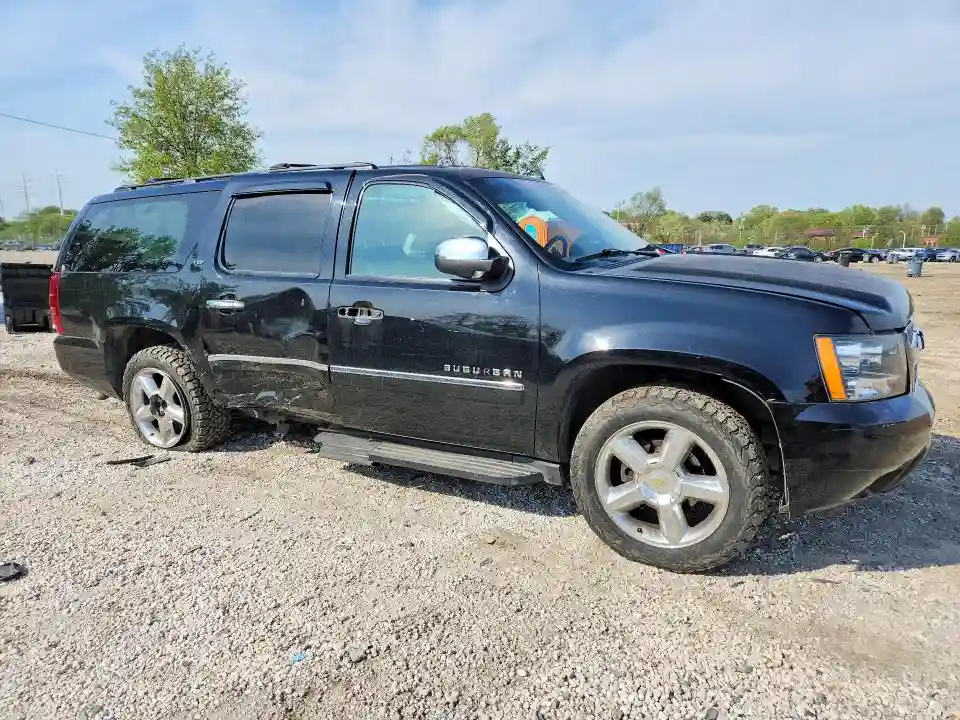 1GNSKKE7XDR305406 2013 CHEVROLET SUBURBAN-3