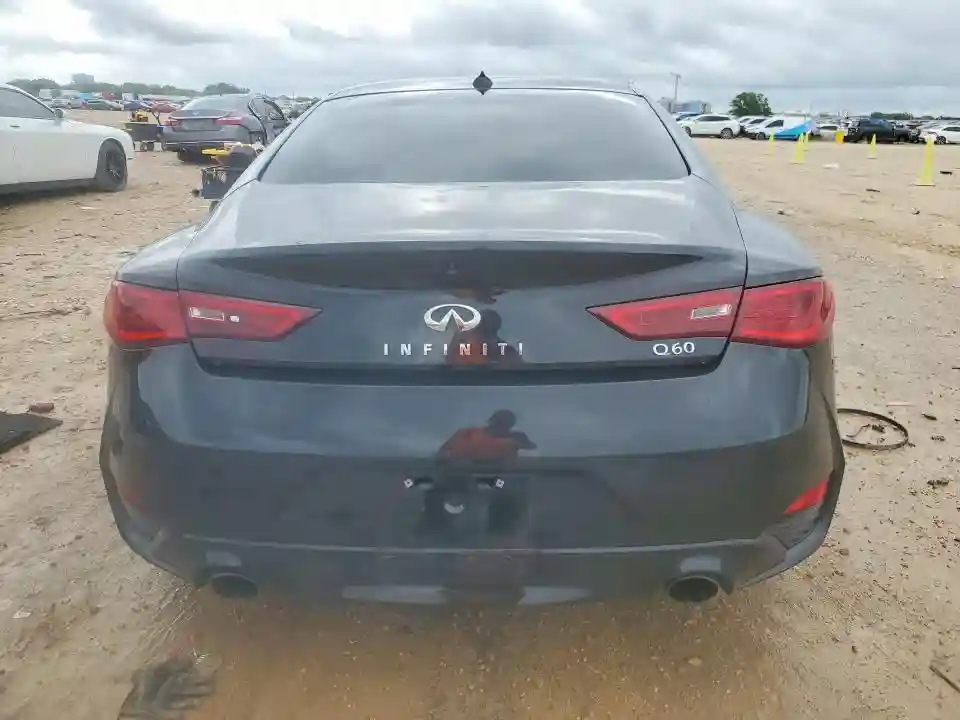 JN1EV7EK7JM341466 2018 INFINITI Q60 3.0T L-5
