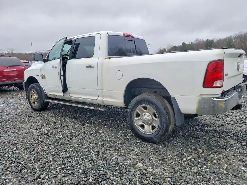3C6TR5DT1FG576387 2015 RAM 2500-1