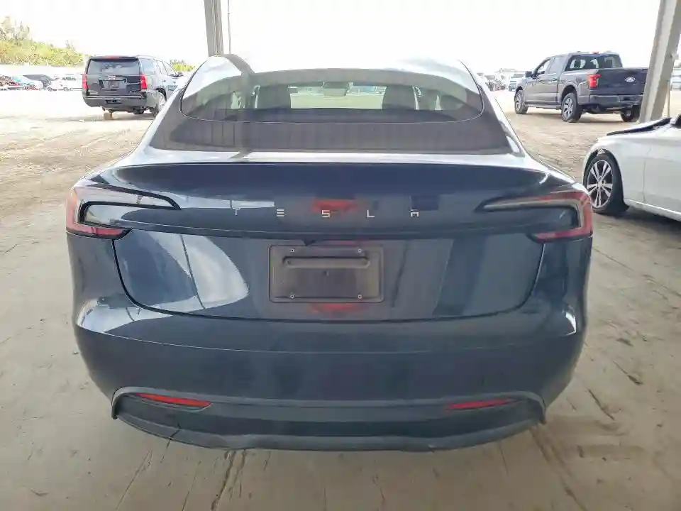 5YJ3E1EA0SF030111 2025 TESLA MODEL 3-5