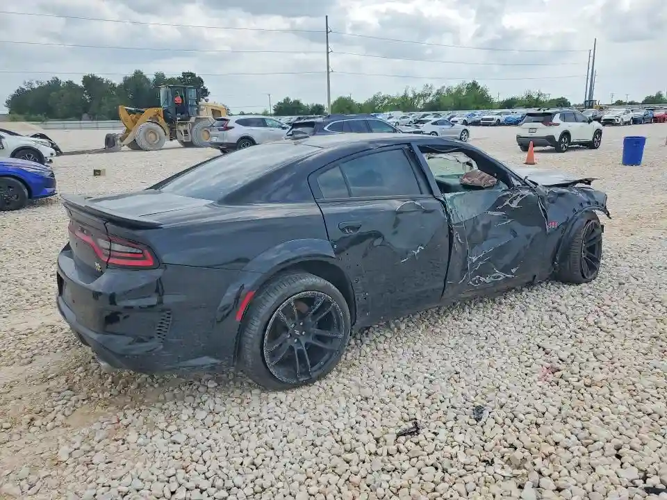 2C3CDXGJ7PH628723 2023 DODGE CHARGER-2