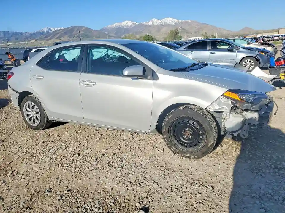 2T1BURHE0KC239476 2019 TOYOTA COROLLA-3