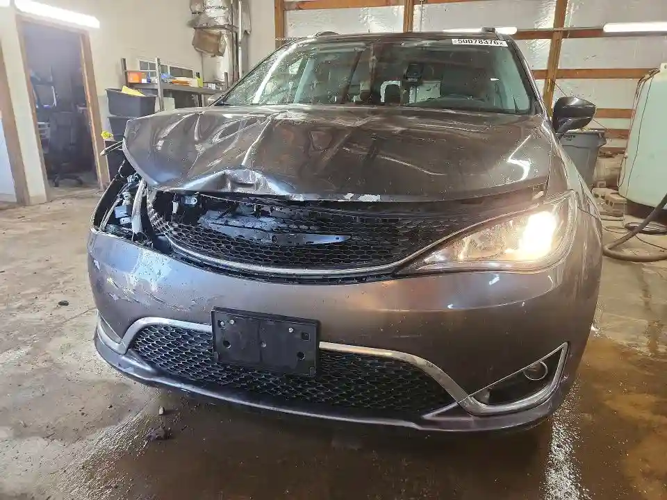2C4RC1BG6HR635742 2017 CHRYSLER PACIFICA-4