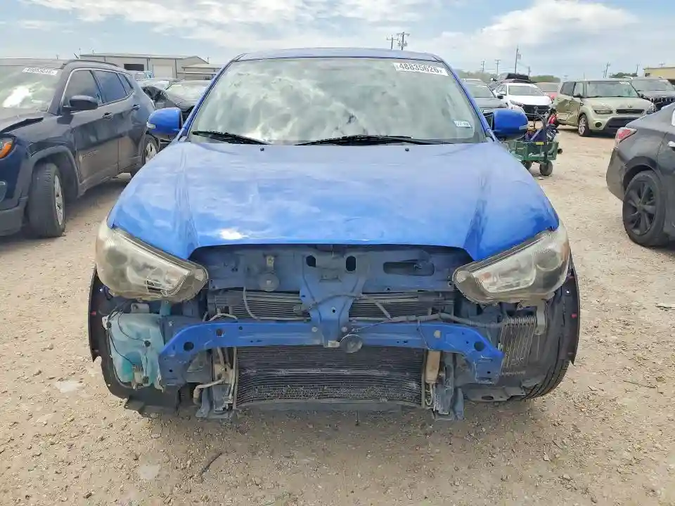 JA4AP3AU0JU016948 2018 MITSUBISHI OUTLANDER-4