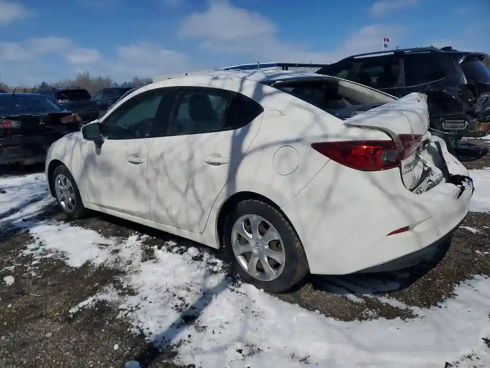 3MZBM1U77FM201276 2015 MAZDA 3-1