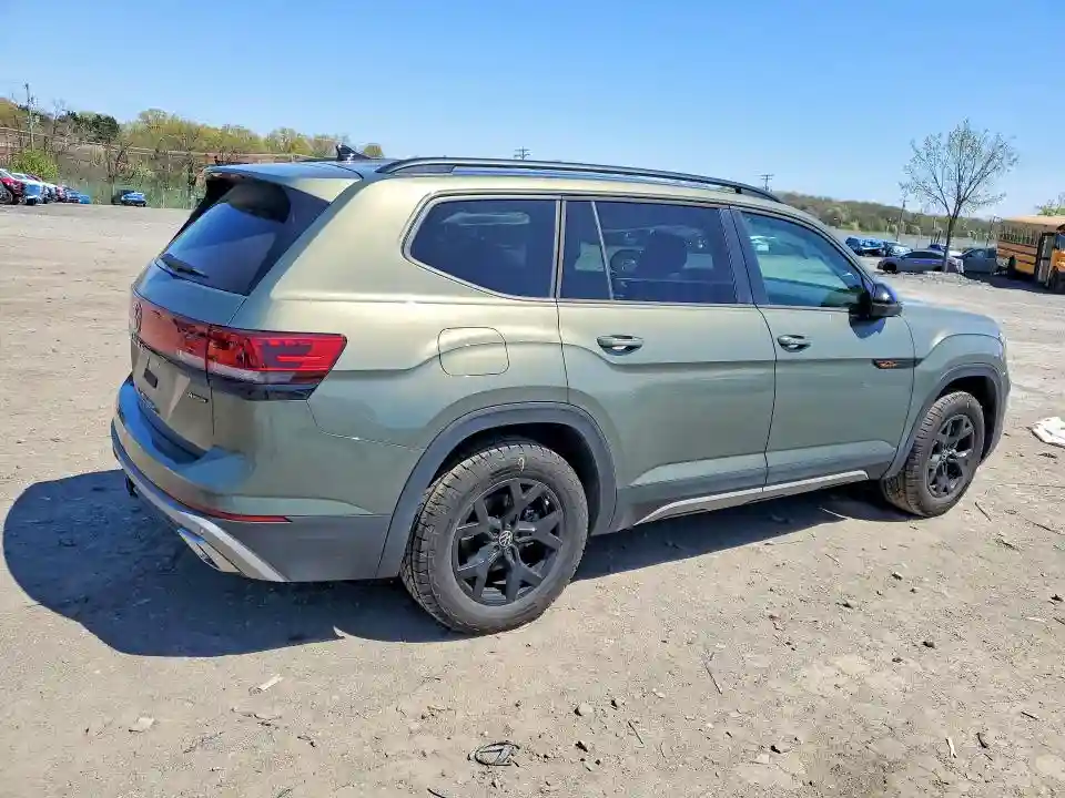 1V2CR2CA5SC564701 2025 VOLKSWAGEN ATLAS-2