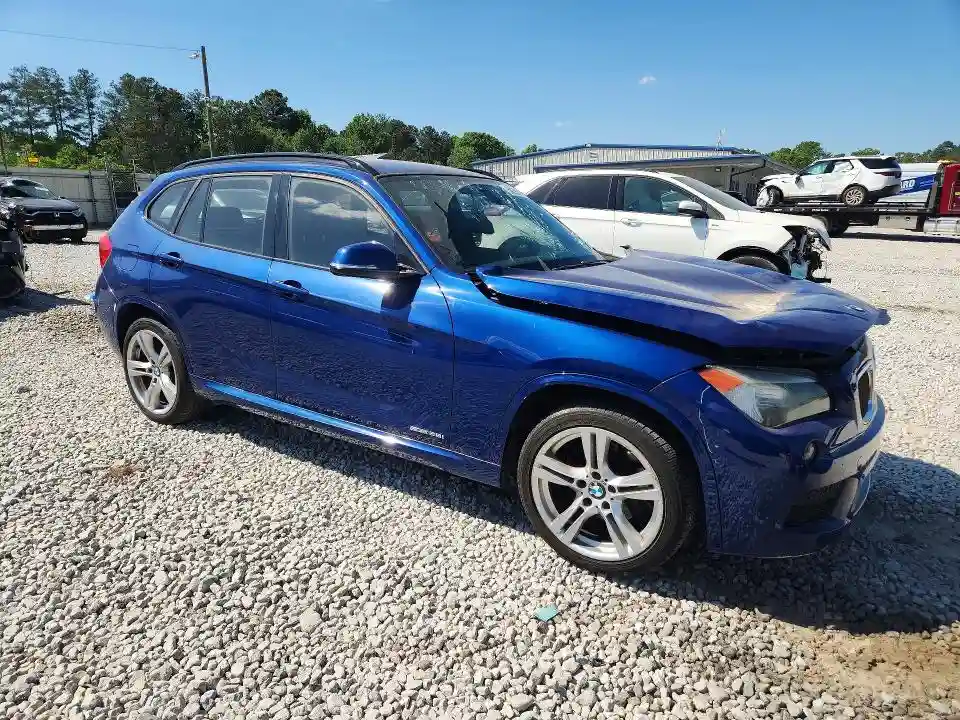 WBAVM1C51DVW45916 2013 BMW X1-3