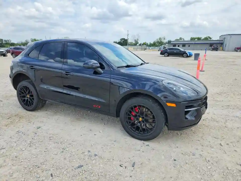 WP1AG2A53MLB54078 2021 PORSCHE MACAN-3