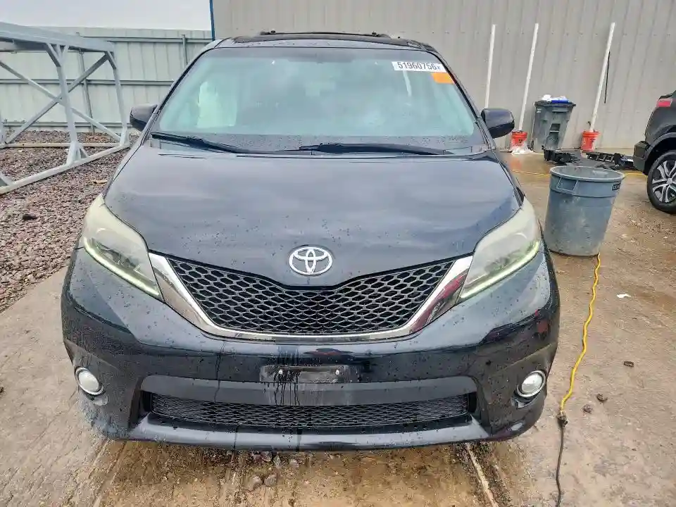 5TDXK3DCXFS530190 2015 TOYOTA SIENNA-4