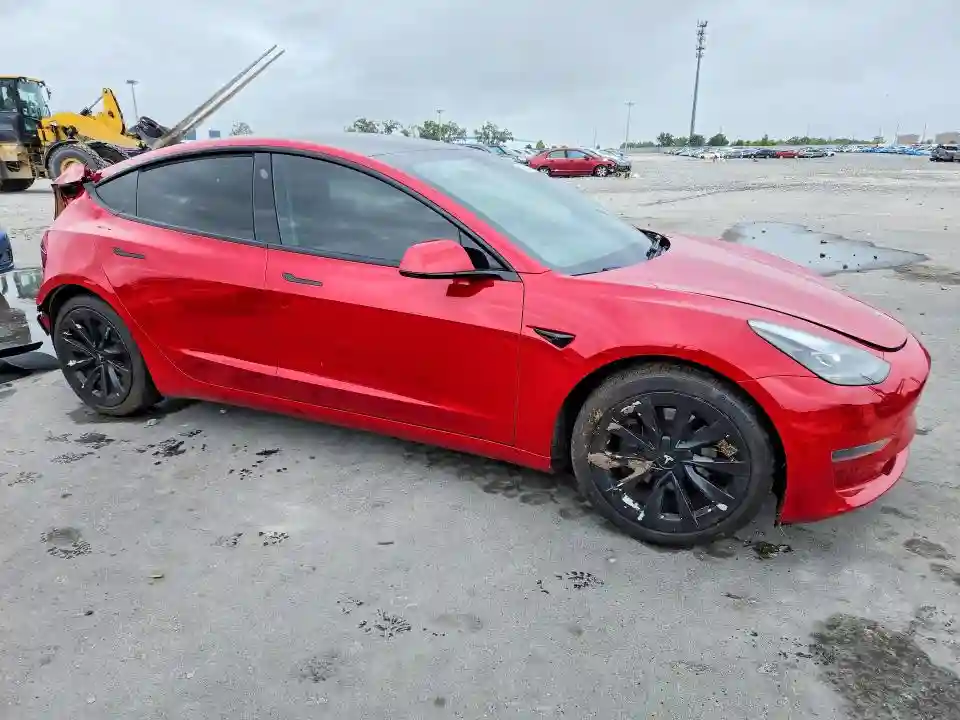 5YJ3E1EA2PF553220 2023 TESLA MODEL 3-3