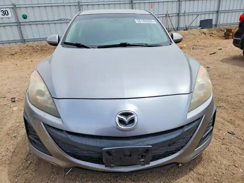JM1BL1UGXB1384024 2011 MAZDA 3-4