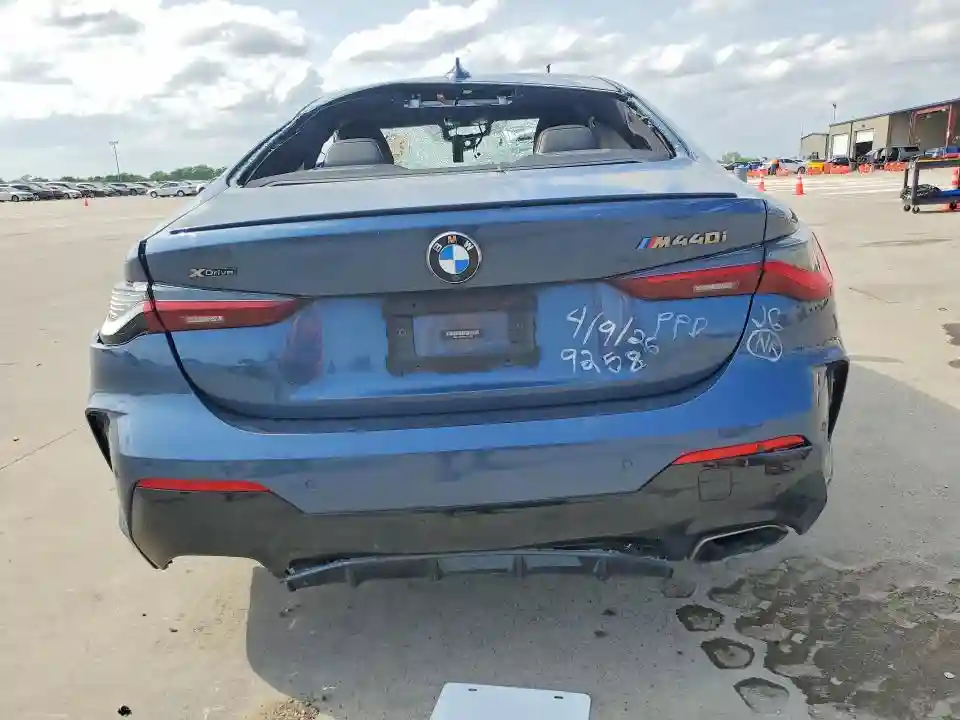 WBA13AR08MCE79258 2021 BMW M4-5