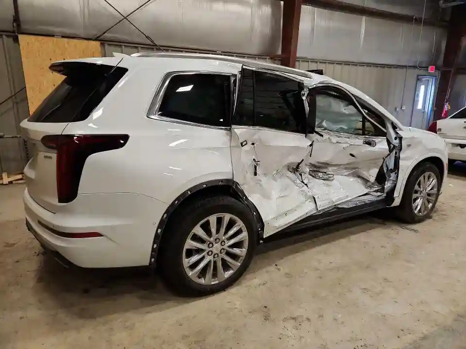 1GYKPFRS8RZ734450 2024 CADILLAC XT6-2