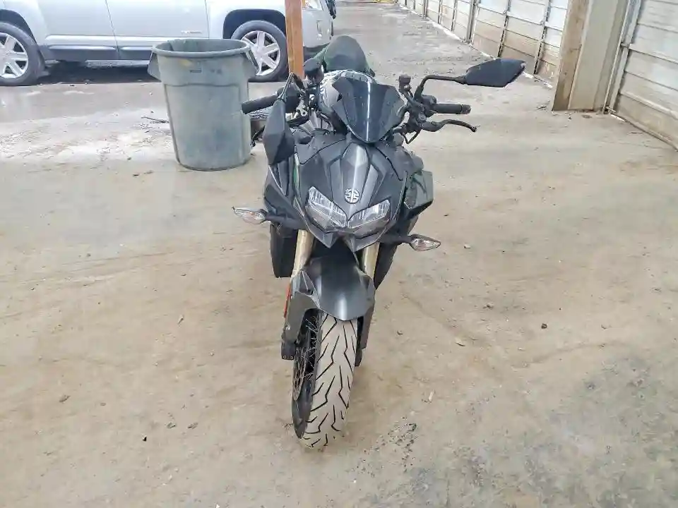 JKAZRCL10RA004151 2024 KAWASAKI Z/ZR 1000-1