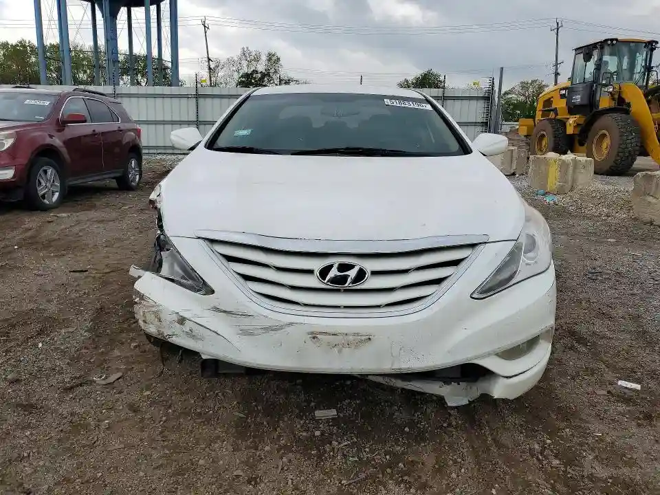 5NPEB4AC3DH605879 2013 HYUNDAI SONATA-4
