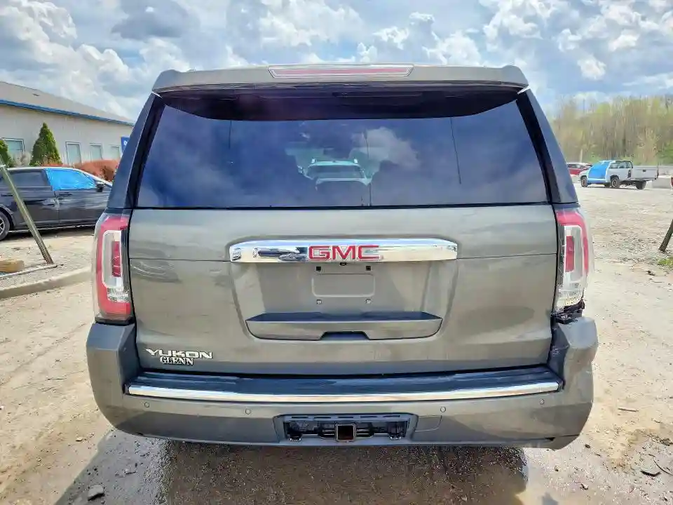 1GKS2CKJ7JR252629 2018 GMC YUKON-5