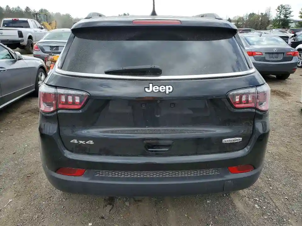 3C4NJDBB5LT129898 2020 JEEP COMPASS-5