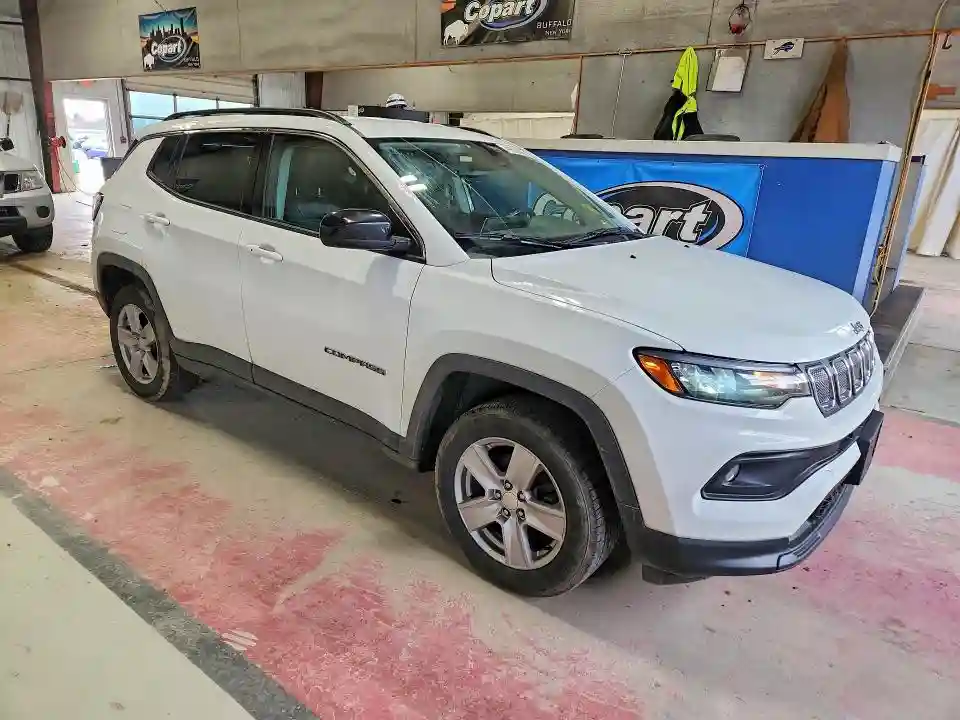 3C4NJDBB4NT231373 2022 JEEP COMPASS-3