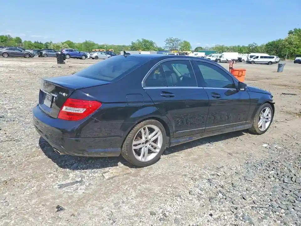 WDDGF8AB3DG132989 2013 MERCEDES-BENZ C 300 4MAT-2