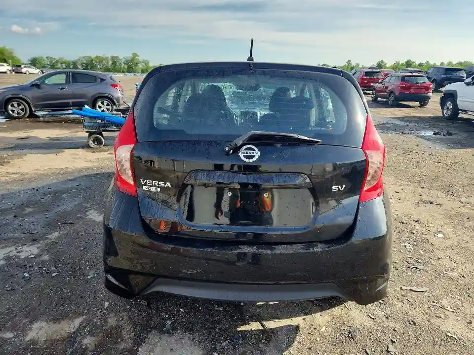 3N1CE2CP3KL357877 2019 NISSAN VERSA-5