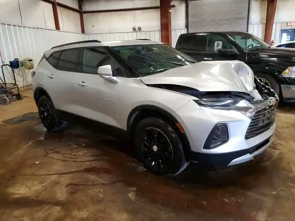 3GNKBBRA0KS615242 2019 CHEVROLET BLAZER-3