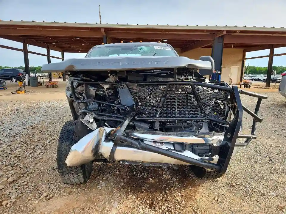 1FT7W2B68HEB44842 2017 FORD F250-4