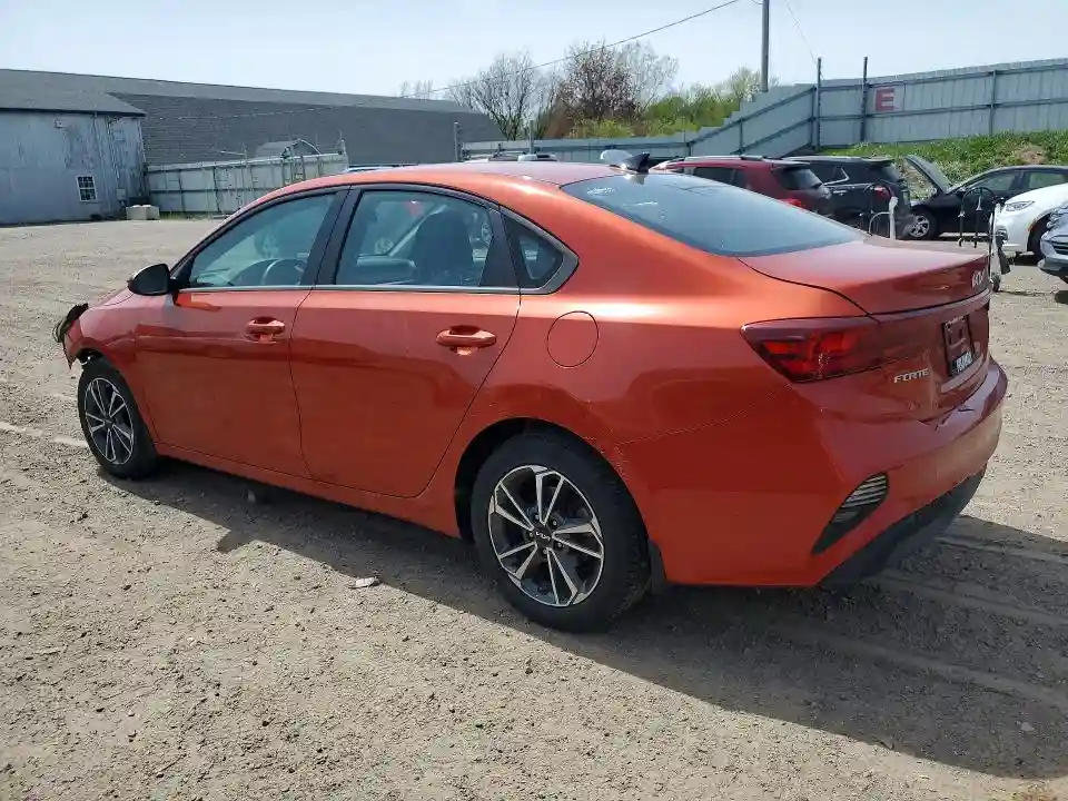 3KPF24AD6NE433897 2022 KIA FORTE LXS-1