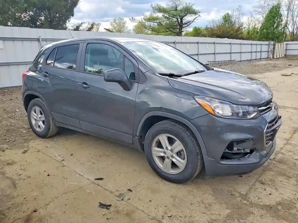 3GNCJKSB0LL148281 2020 CHEVROLET TRAX-3