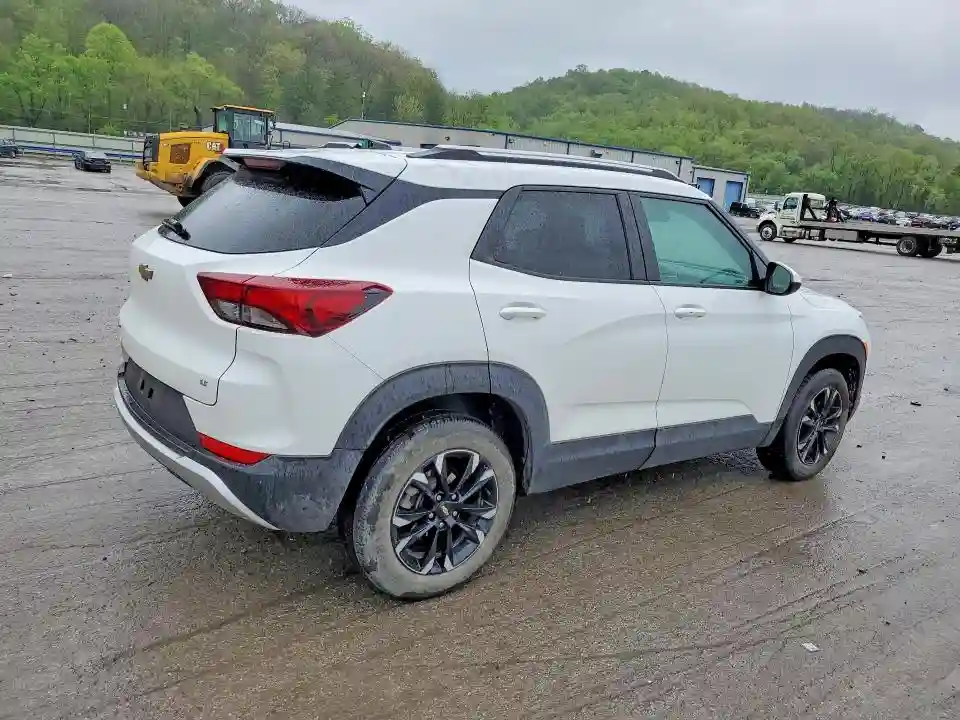 KL79MRSL8NB043520 2022 CHEVROLET TRAILBLAZE-2