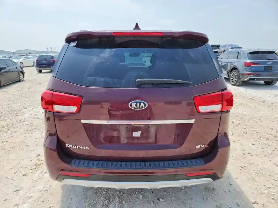 KNDME5C11G6186739 2016 KIA SEDONA-5