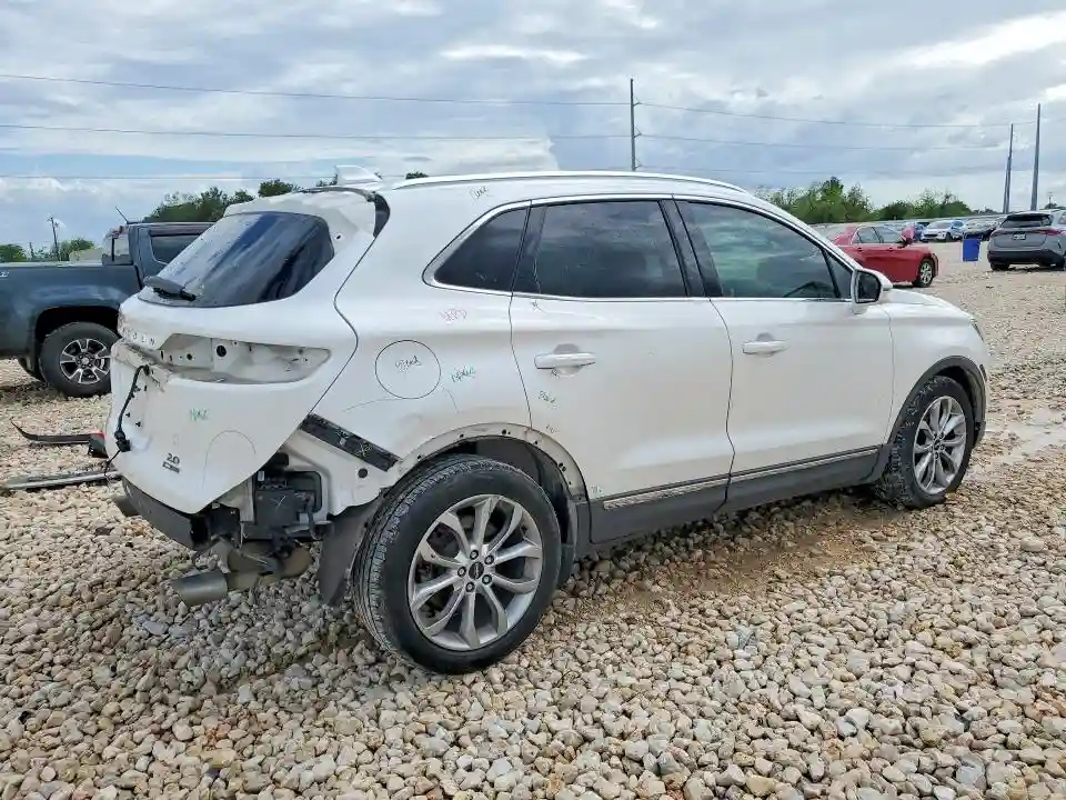 5LMCJ1A95FUJ09299 2015 LINCOLN MKZ-2