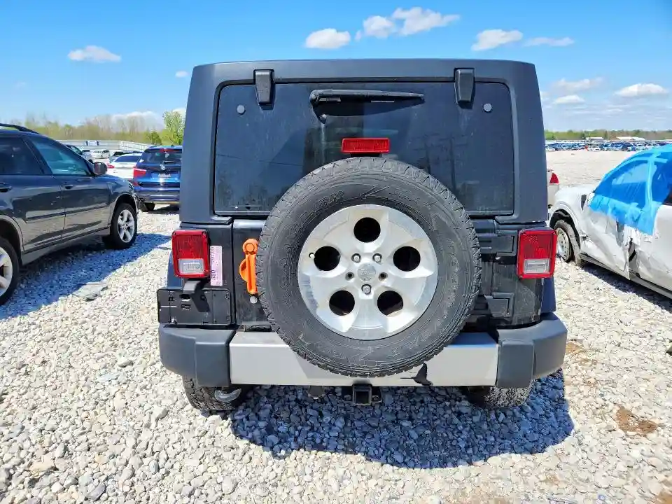 1C4BJWEG5EL233263 2014 JEEP WRANGLER-5