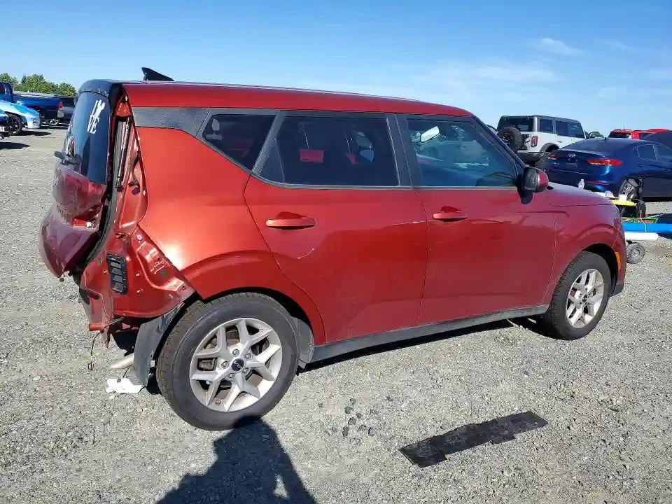 KNDJ23AU5P7875044 2023 KIA SOUL-2