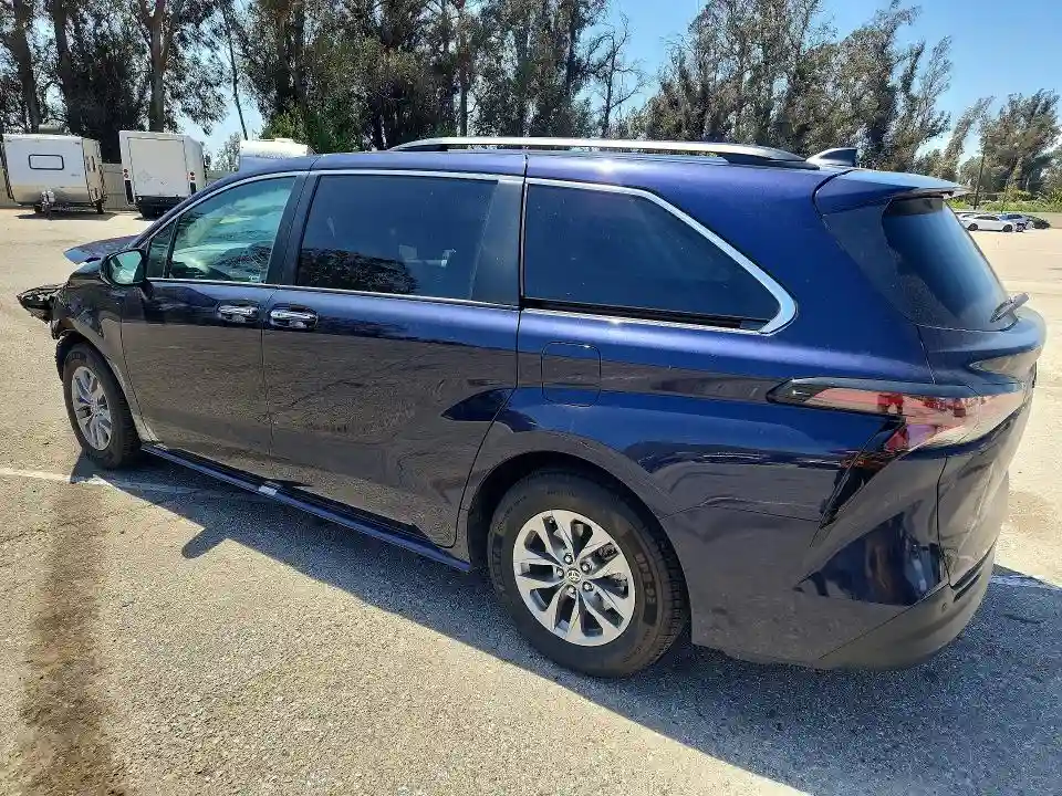 5TDYRKEC2RS194516 2024 TOYOTA SIENNA-1