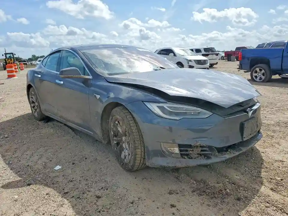 5YJSA1E24KF305589 2019 TESLA MODEL S-3