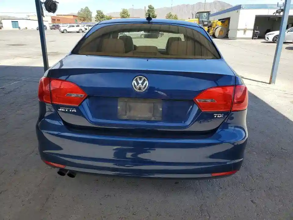 3VWLL7AJ7DM209515 2013 VOLKSWAGEN JETTA-5