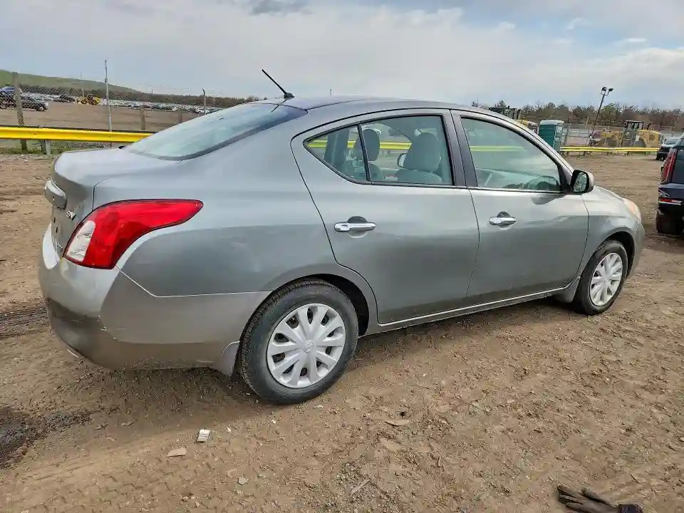 3N1CN7AP6CL869604 2012 NISSAN VERSA-2