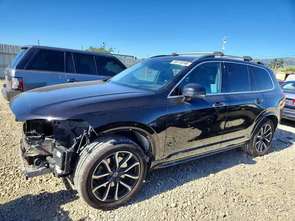 YV4A22PK6K1433737 2019 VOLVO XC90-0