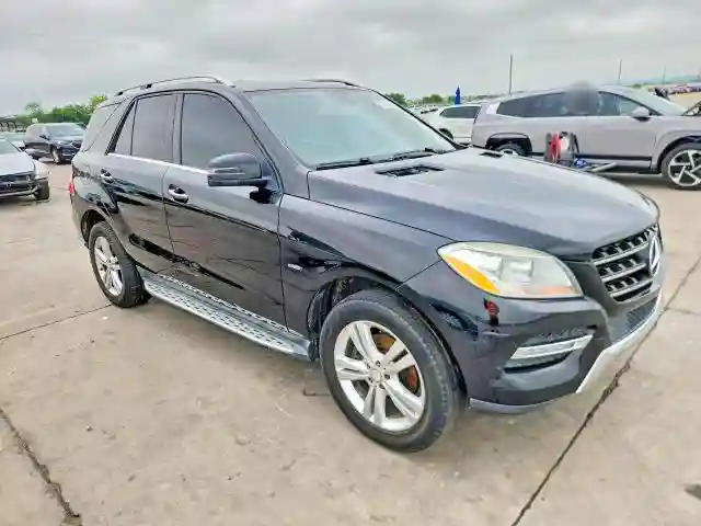 4JGDA2EB2CA011502 2012 MERCEDES-BENZ M-CLASS-3