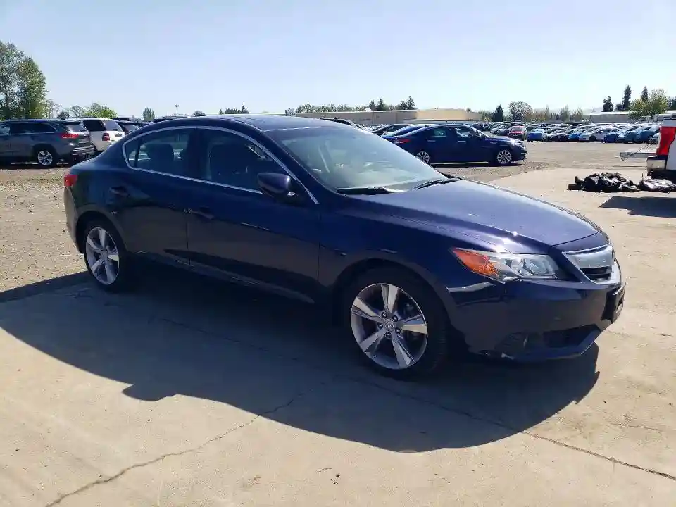 19VDE1F56DE017449 2013 ACURA ILX-3
