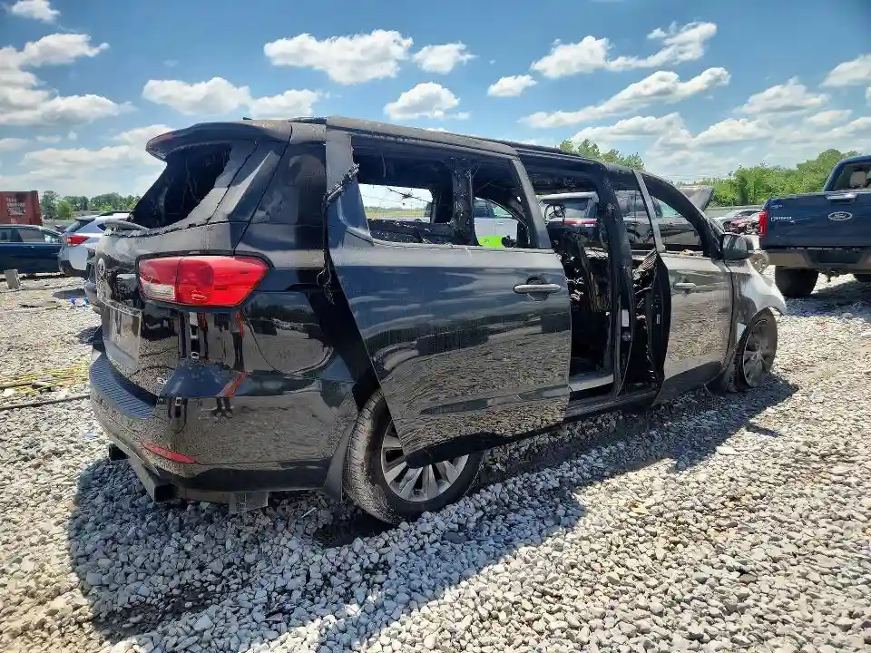 KNDMC5C13F6025054 2015 KIA SEDONA-2