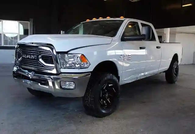 3C63R3GL2EG264903 2014 RAM 3500-1