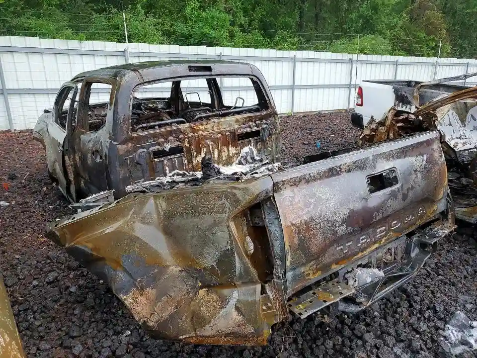 5TFAX5GNXKX151646 2019 TOYOTA TACOMA SR-1