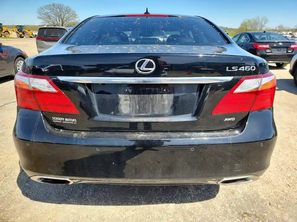 JTHCL5EF4B5011165 2011 LEXUS LS460-5