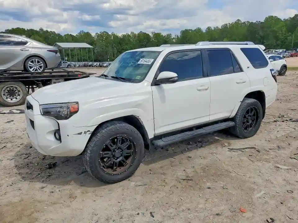 JTEBU5JR7H5437138 2017 TOYOTA 4RUNNER-0