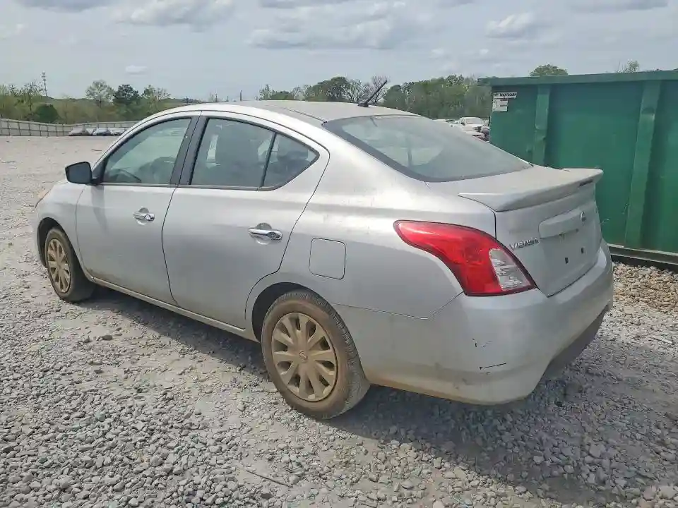 3N1CN7AP0KL867443 2019 NISSAN VERSA-1