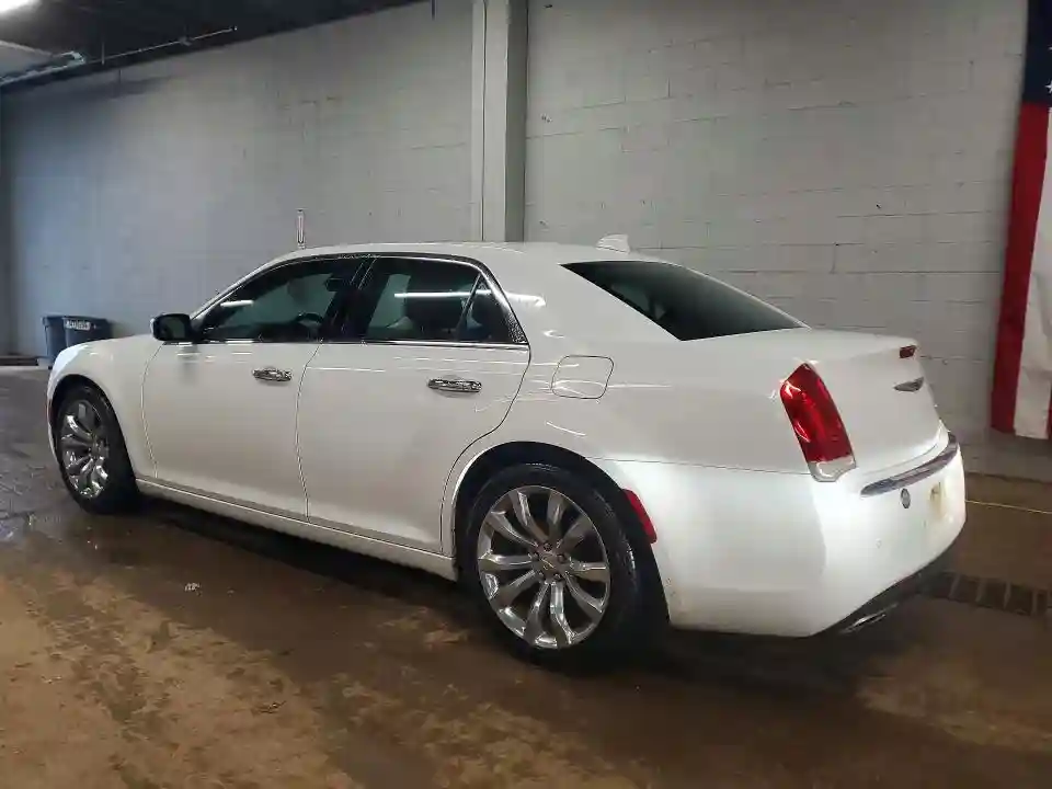 2C3CCAEG0JH319819 2018 CHRYSLER 300-1